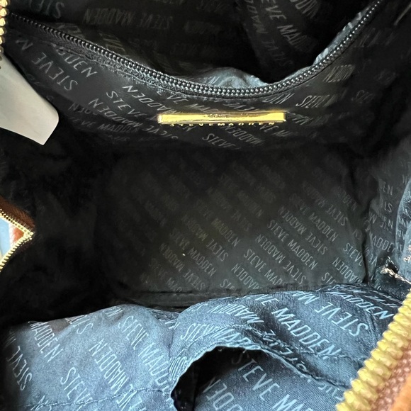 Small backpack - Picture 3 of 7